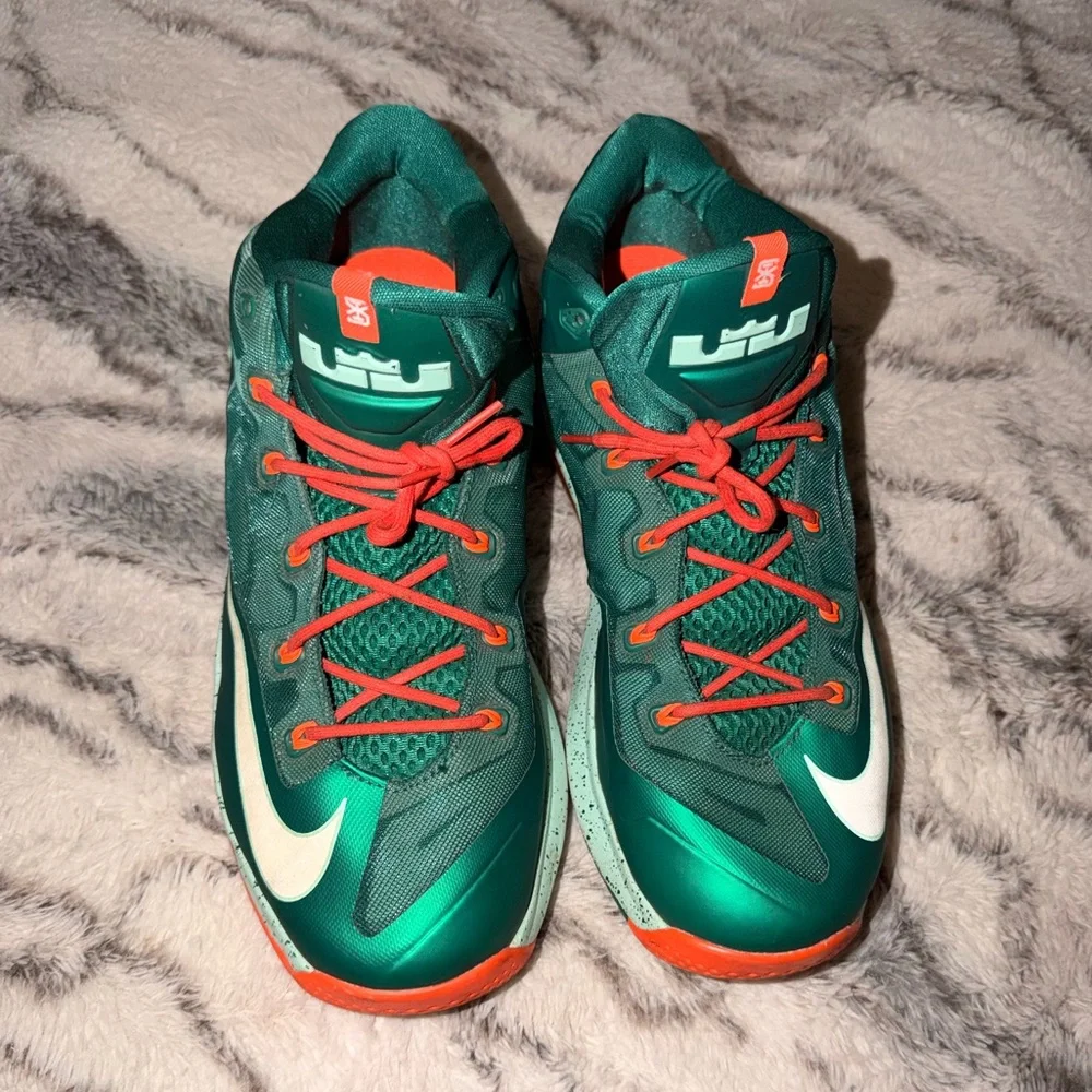 Men's Nike LeBron air max 11 low